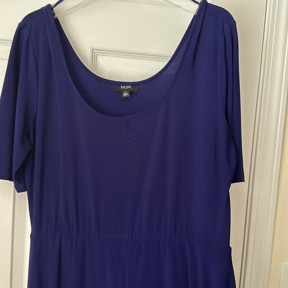 MSK women’s lovely knit flowy dress